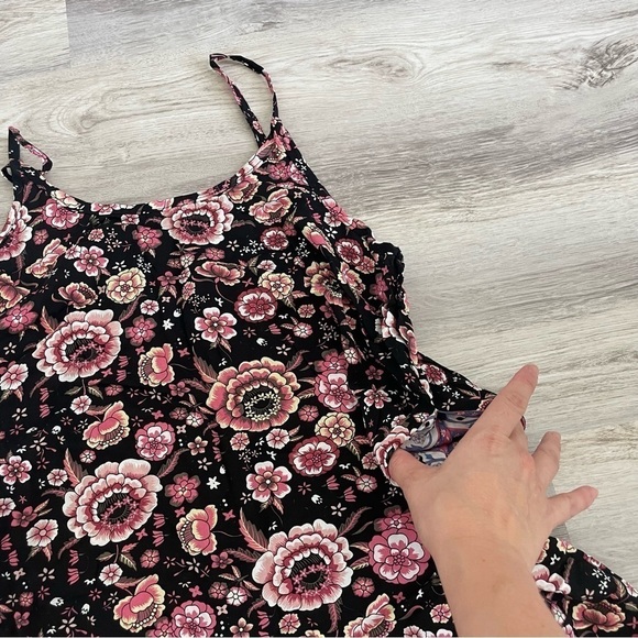Qearal Black and Pink Floral Mini Dress Size M - Picture 5 of 8